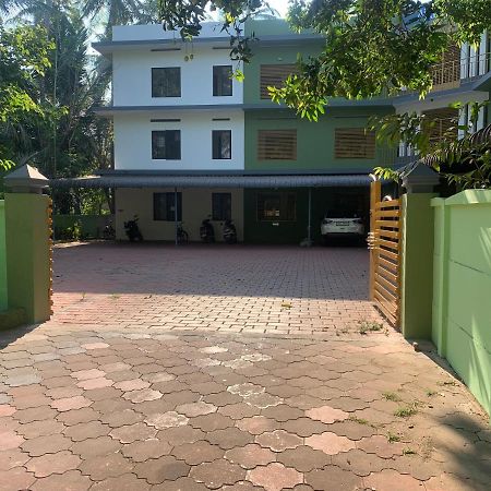 Airavatham Apartments Guruvāyūr Exterior foto
