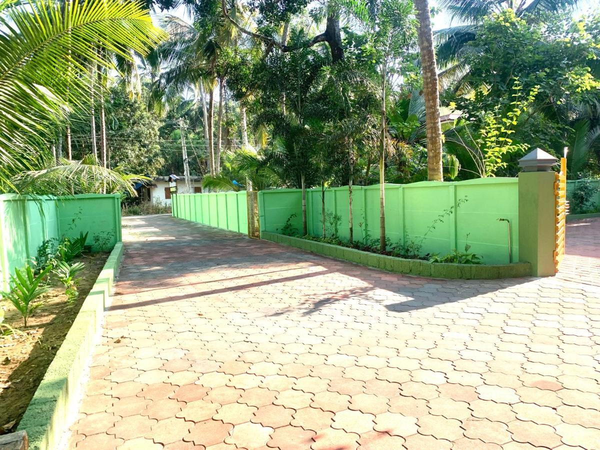 Airavatham Apartments Guruvāyūr Exterior foto